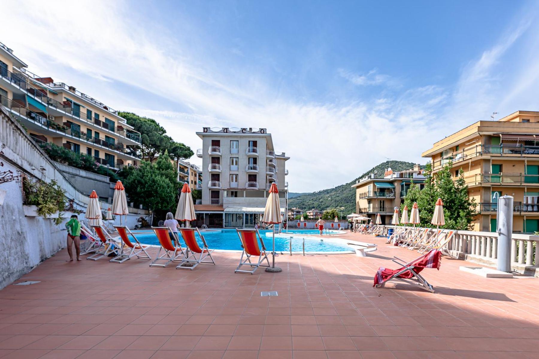 Ferienwohnung La Dimora Della Lullu, Luxury Pietra Ligure Exterior foto
