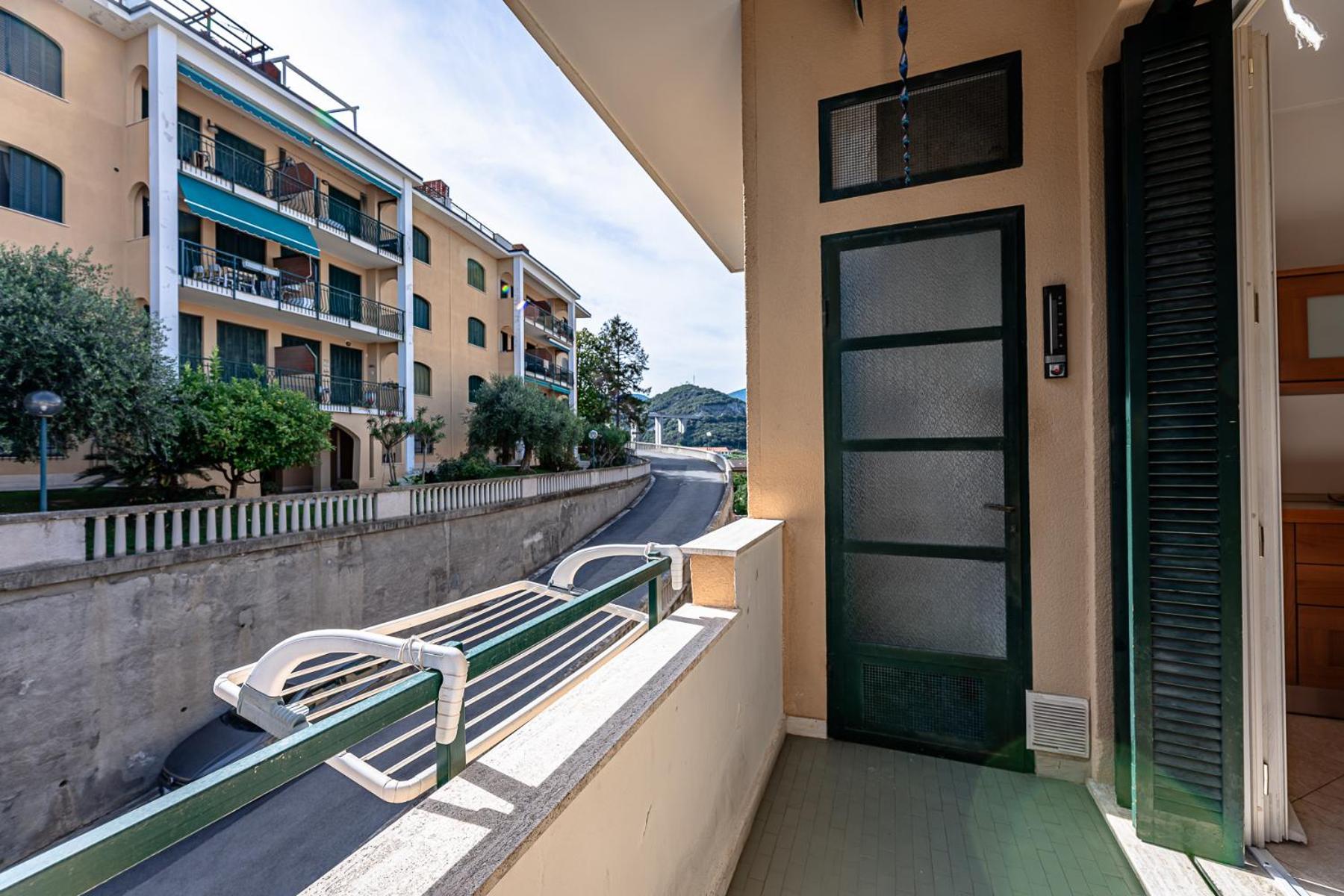 Ferienwohnung La Dimora Della Lullu, Luxury Pietra Ligure Exterior foto